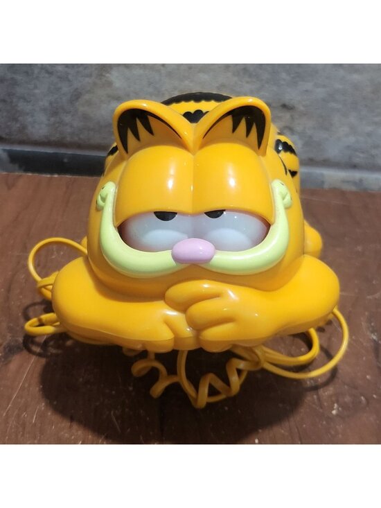 Telemania Other - Vintage Telemania Garfield Novelty Landline Telephone Push Button Dialing Coiled
